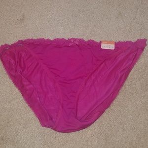 NWT Cacique Lace Trim String Bikini